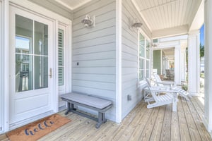 Entry Deck, 1st Floor