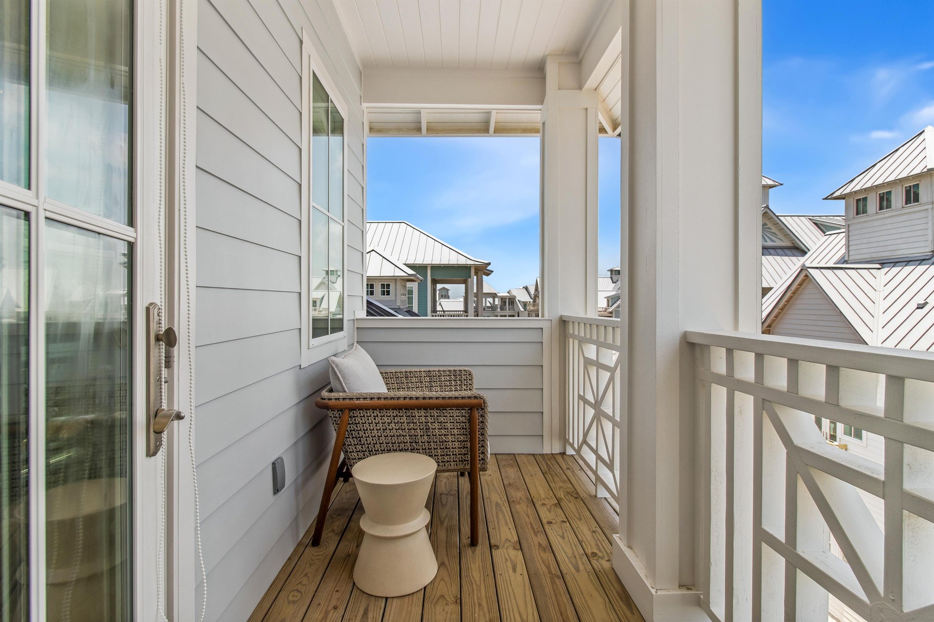 Second King Balcony, 2nd Floor