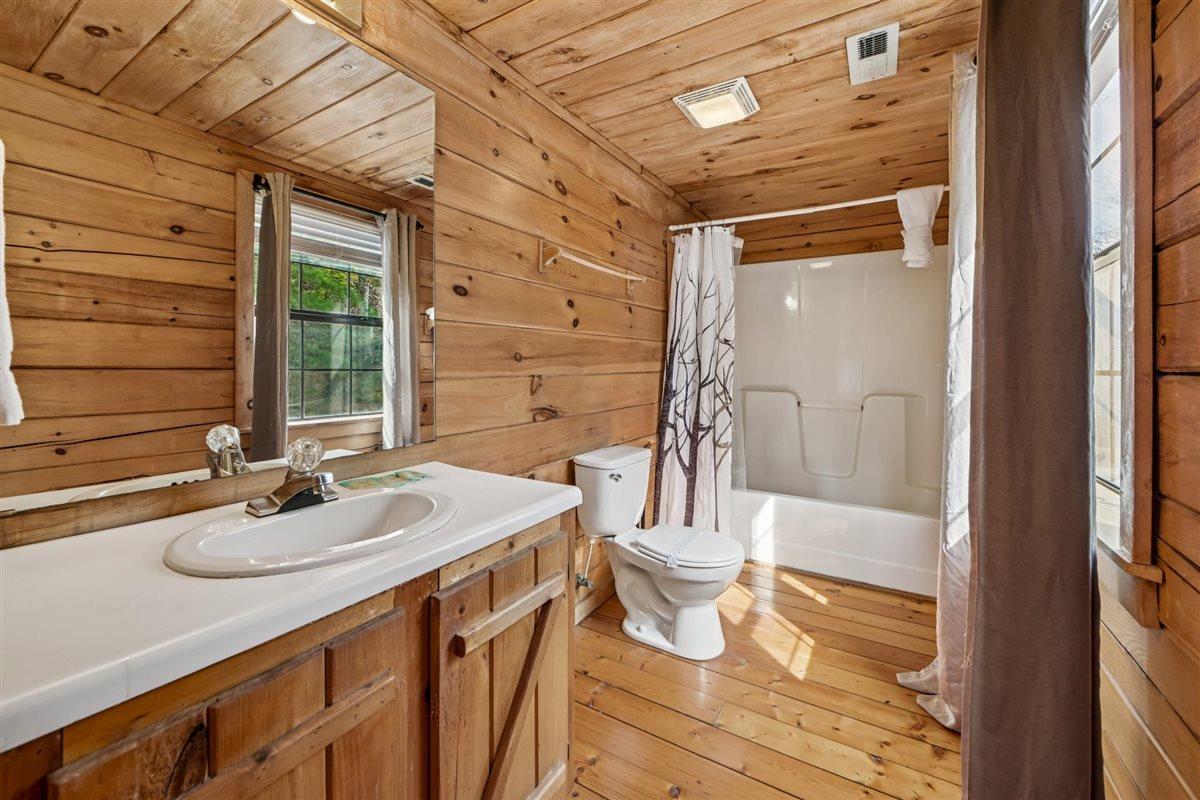 42Primary Bath