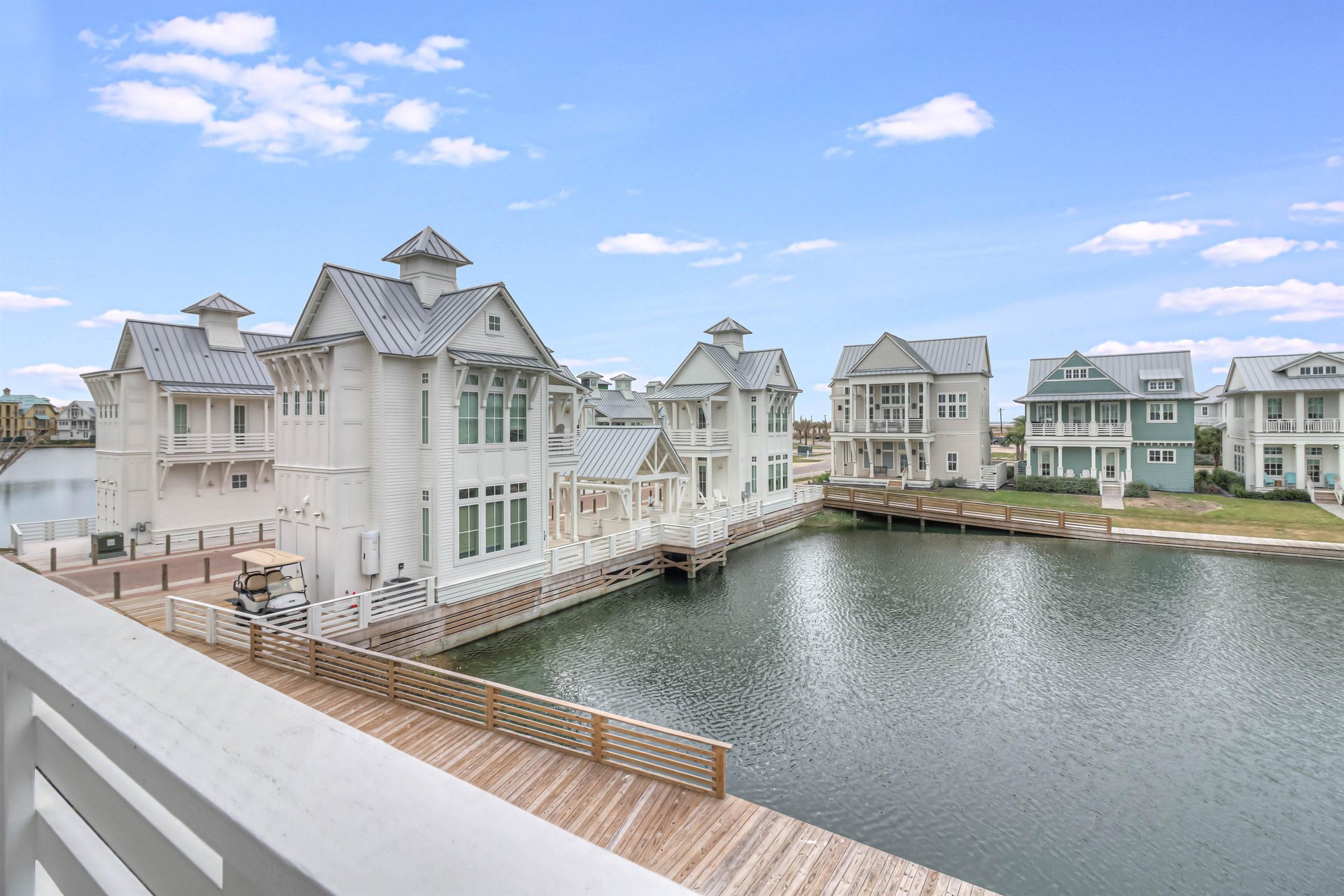 Lakeside Balcony View, 2nd Floor