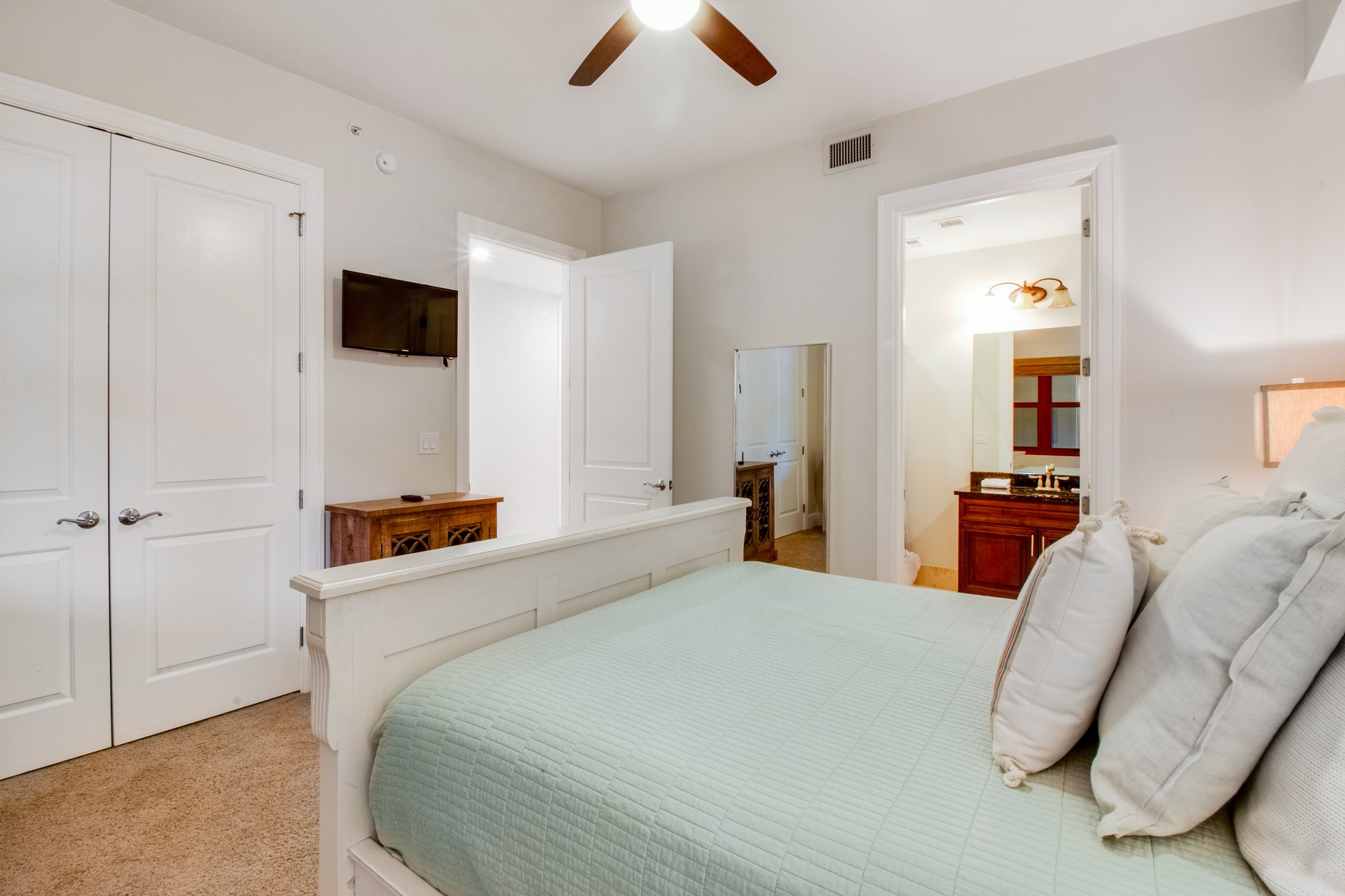 Sanctuary by the Sea 1110 22