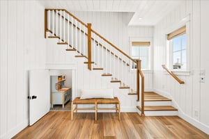 Foyer, 1st Floor