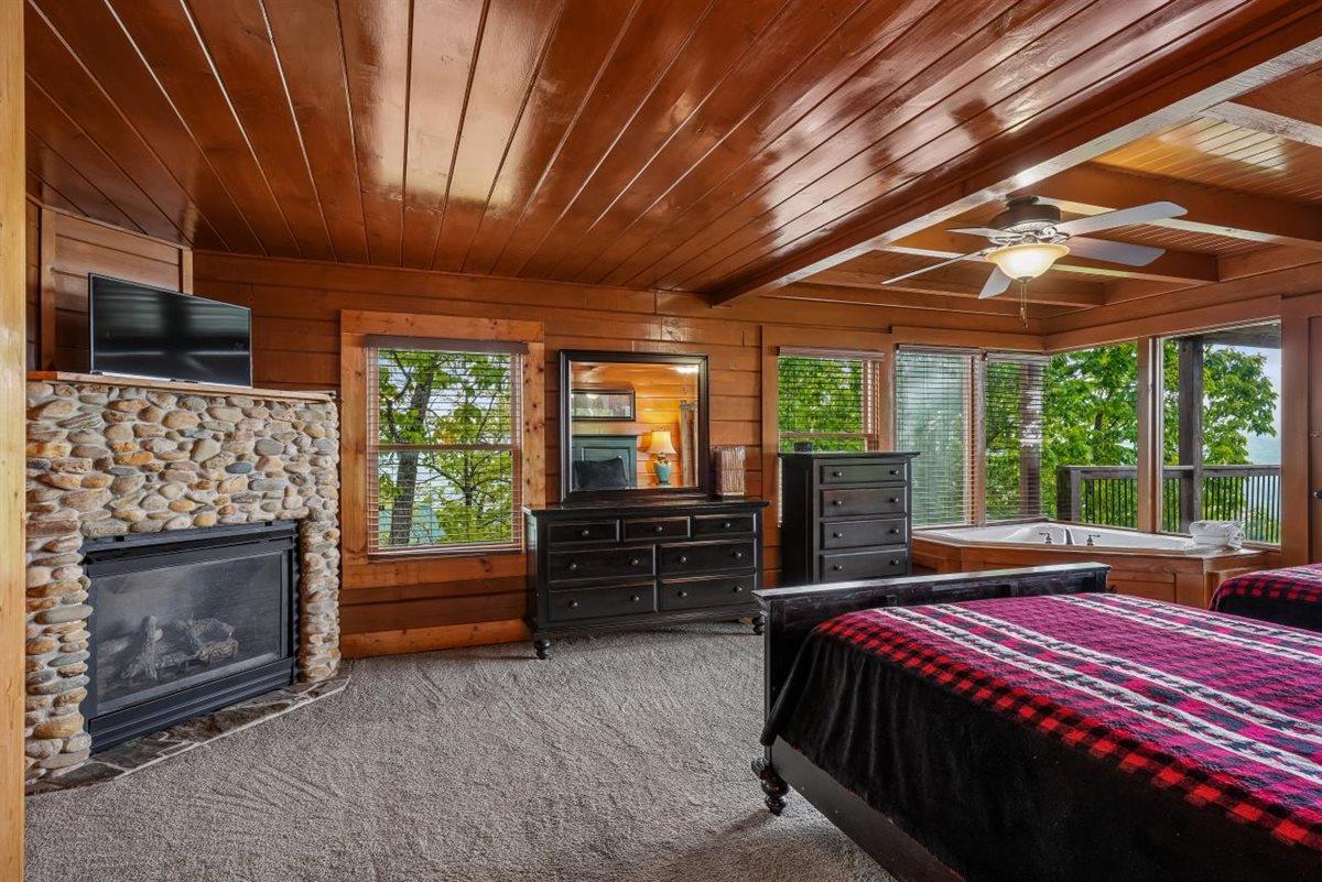 47Bedroom