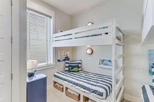 Bunk Room, 1st Floor