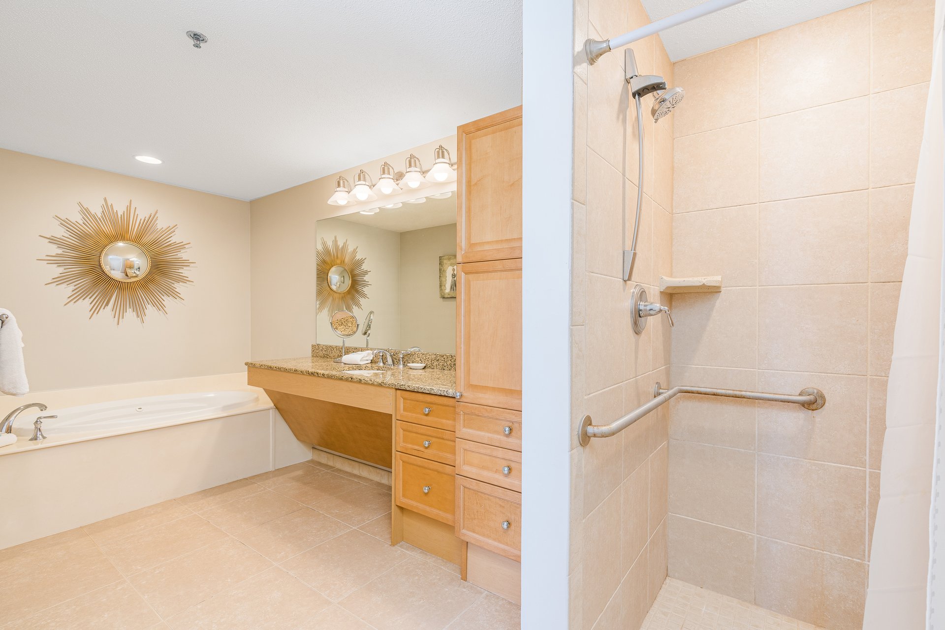 Escapes to the Shores 504 18