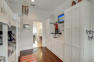 2nd Floor, Bunk Bedroom