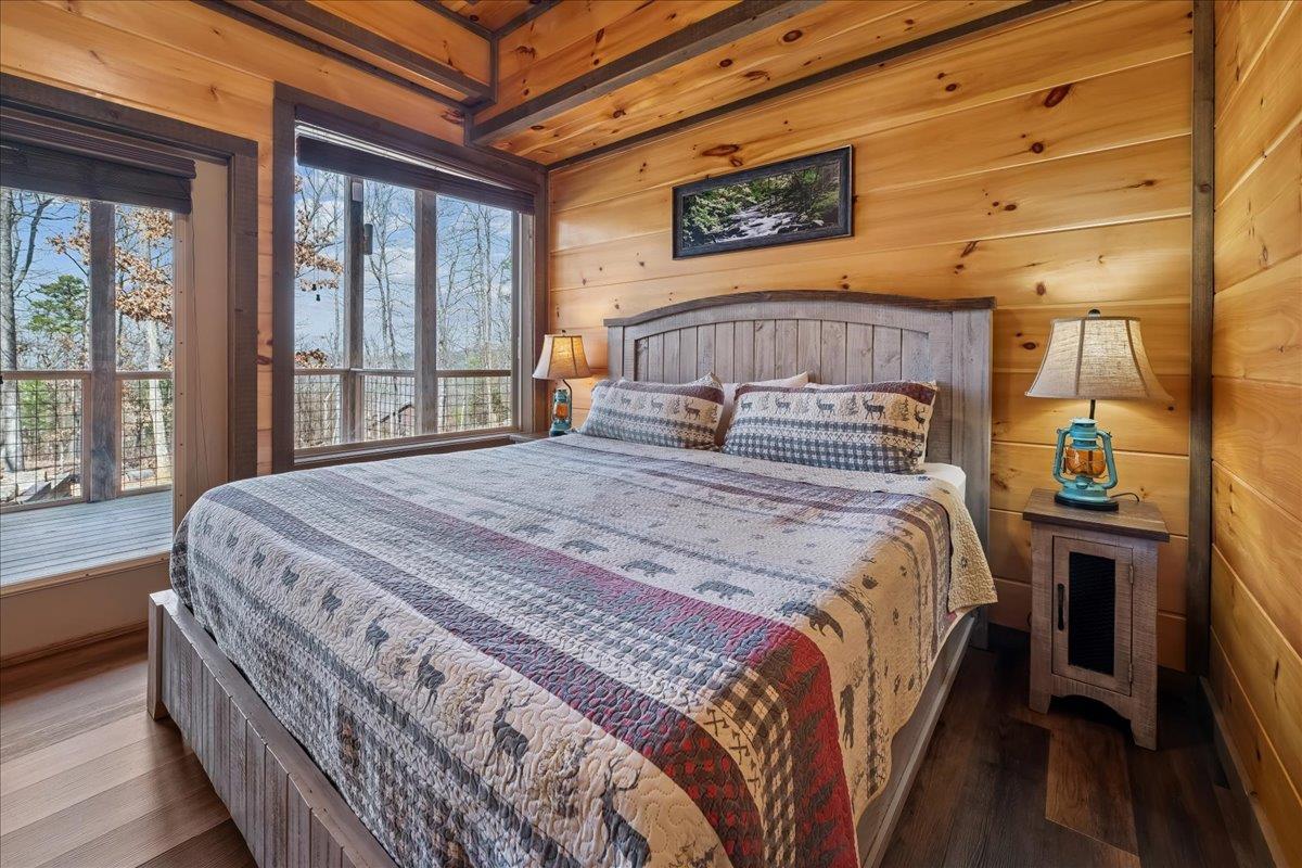 39Bedroom