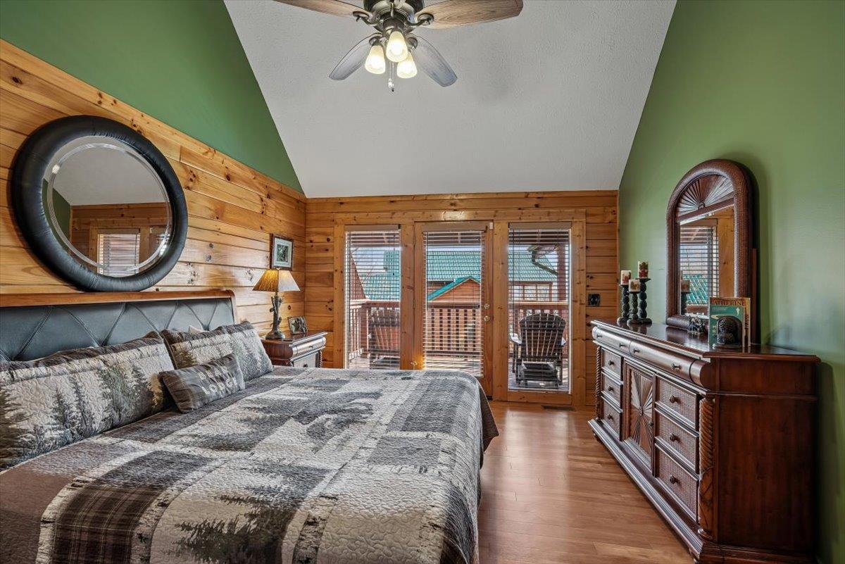 32Bedroom