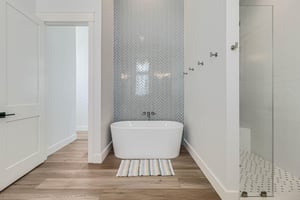 Primary King Bathroom, 2nd Floor