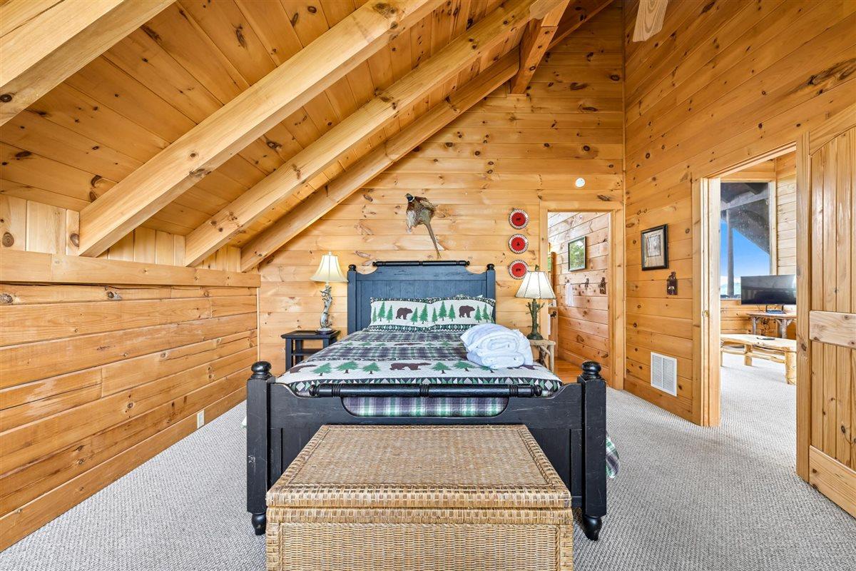 64Bedroom