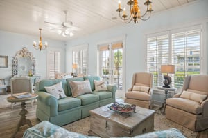 1st Floor, Main Living Room