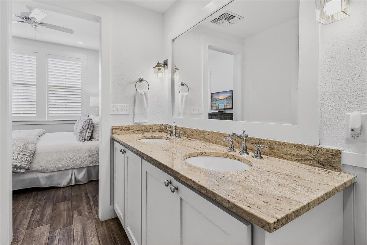 Primary King Bathroom Sinks