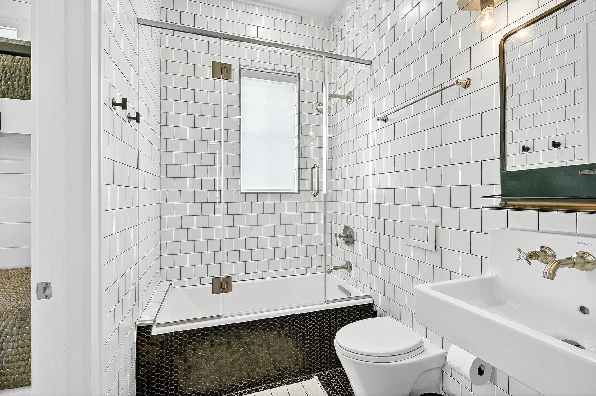 TwinHall Bathroom, Ground Floor