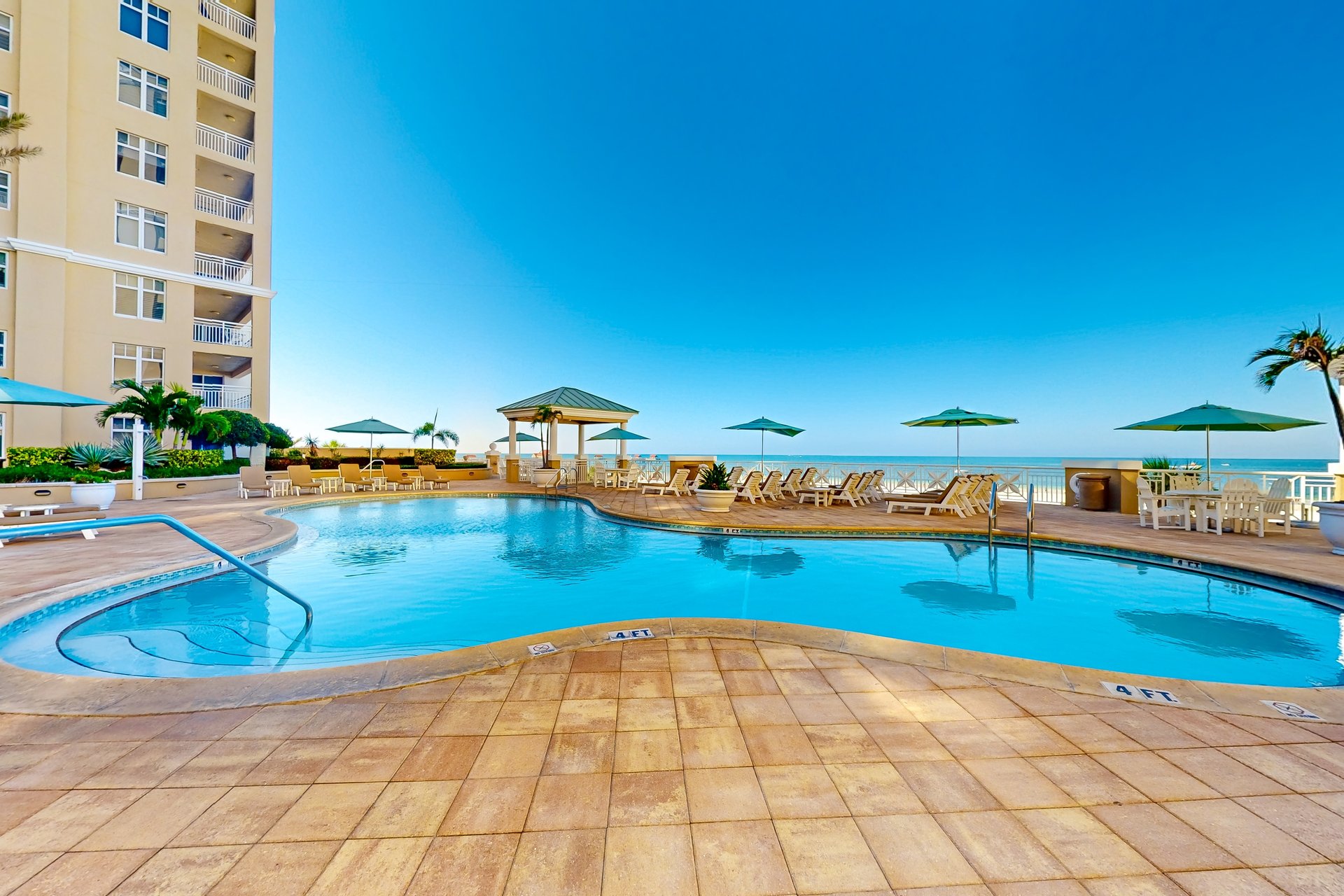 Mandalay Beach Club San Marco 403 3