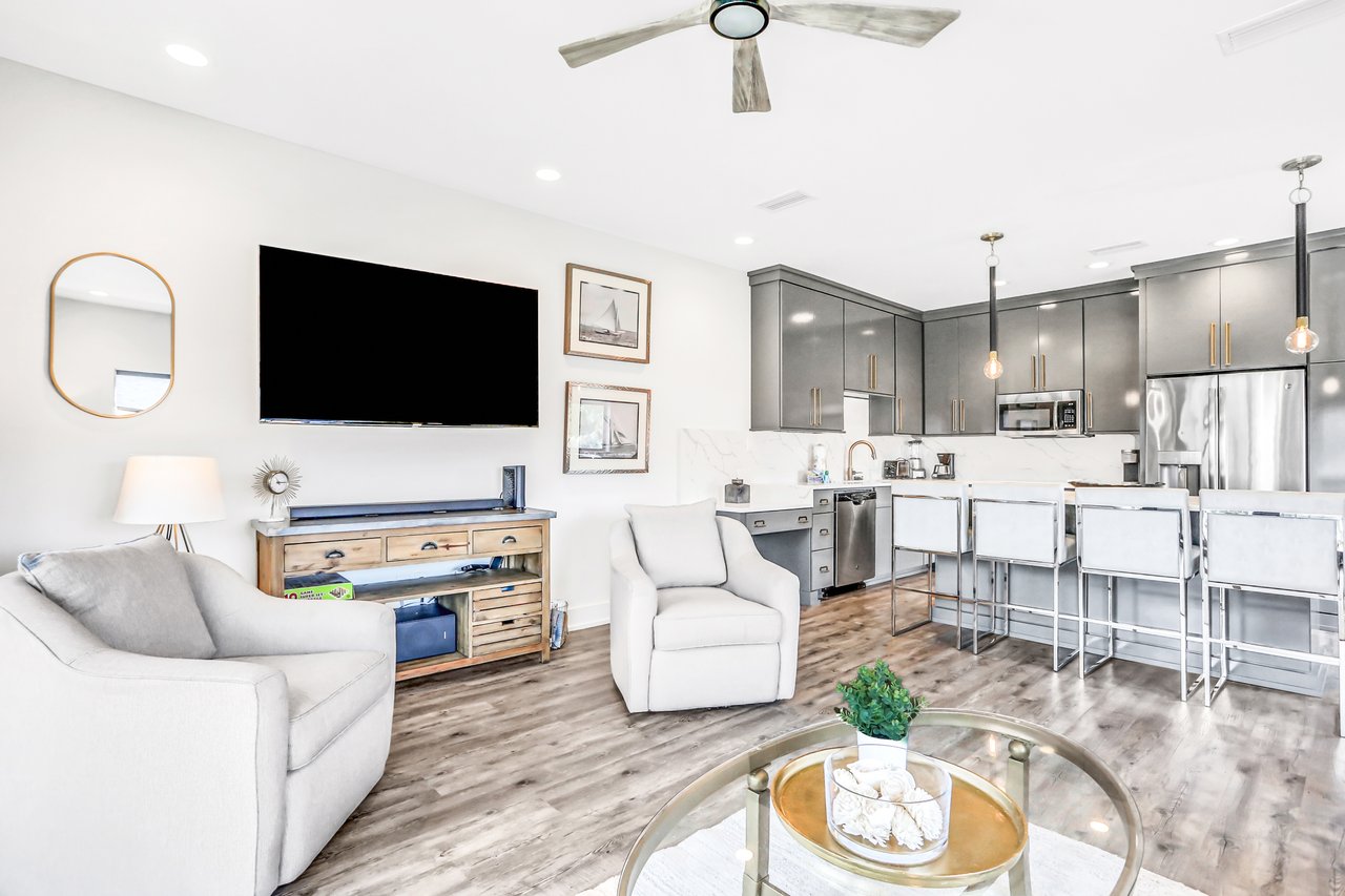 The Palms at Seagrove  D4 4