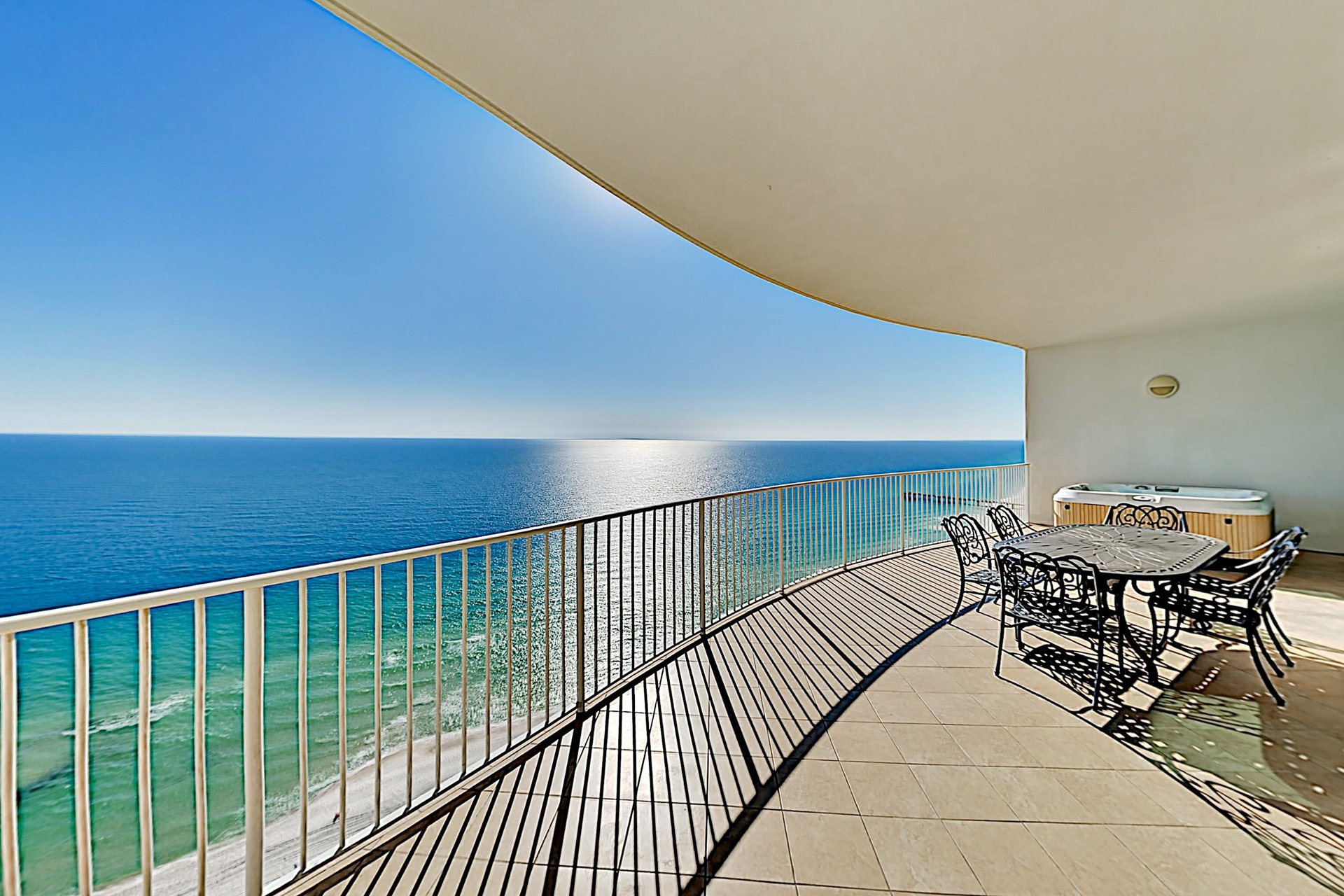 Turquoise Place 2205C 2