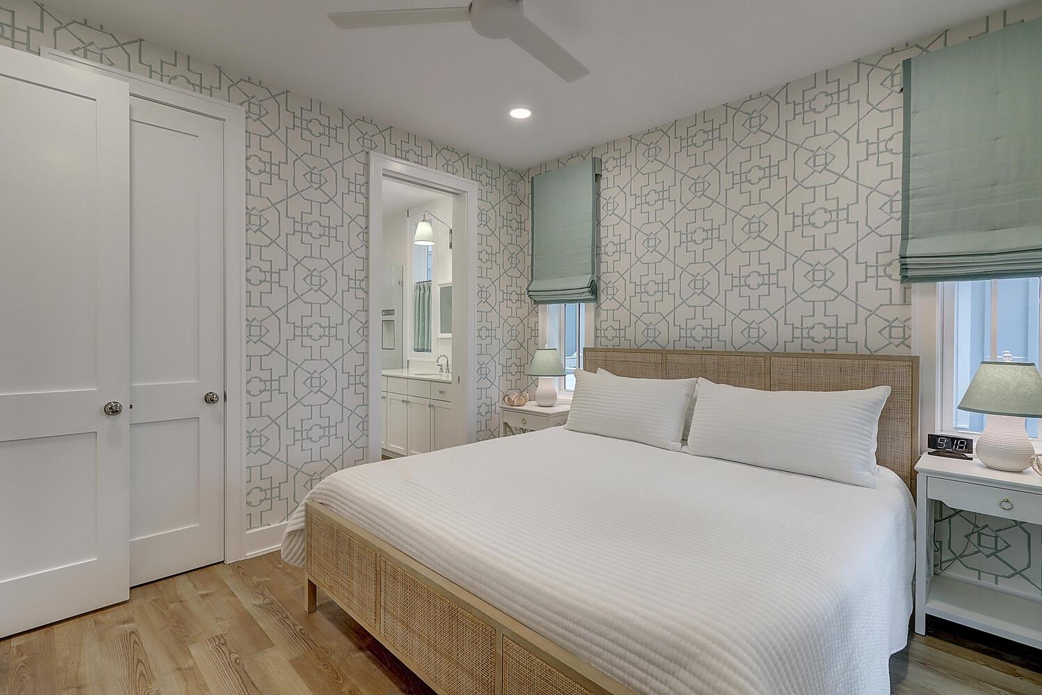 1st Floor Rear King Suite