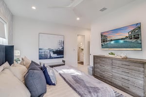 Third King Bedroom, 1st Floor