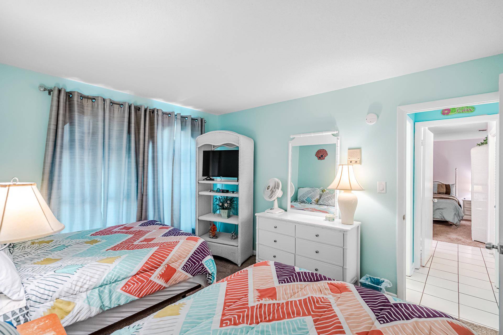 Guest Bedroom 2 Queens