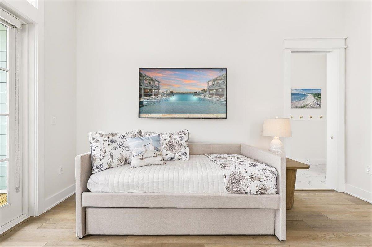 King Bedroom, 2nd Floor