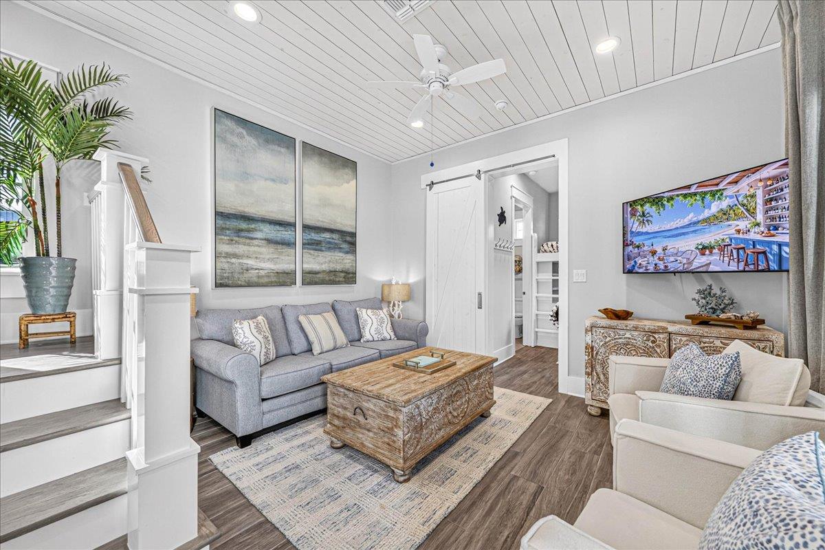 1st Floor, Primary Living Room