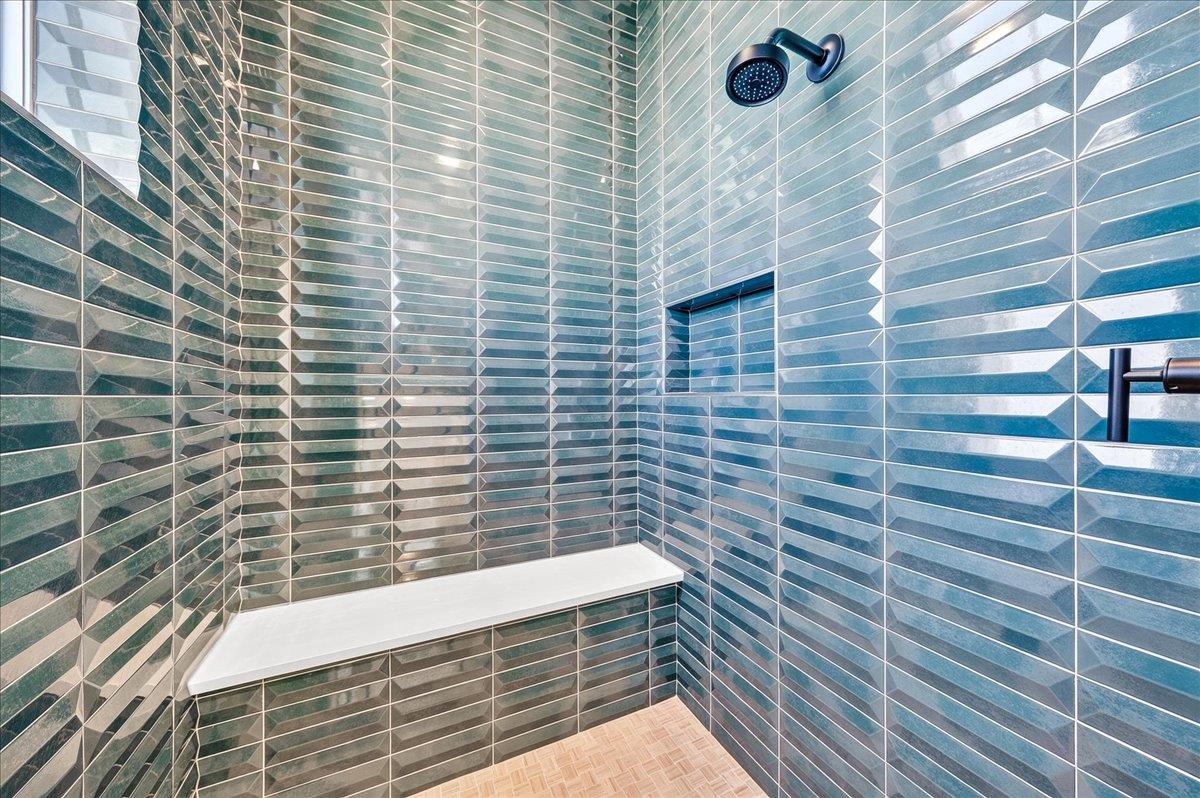 3rd King Ensuite, 3rd Floor