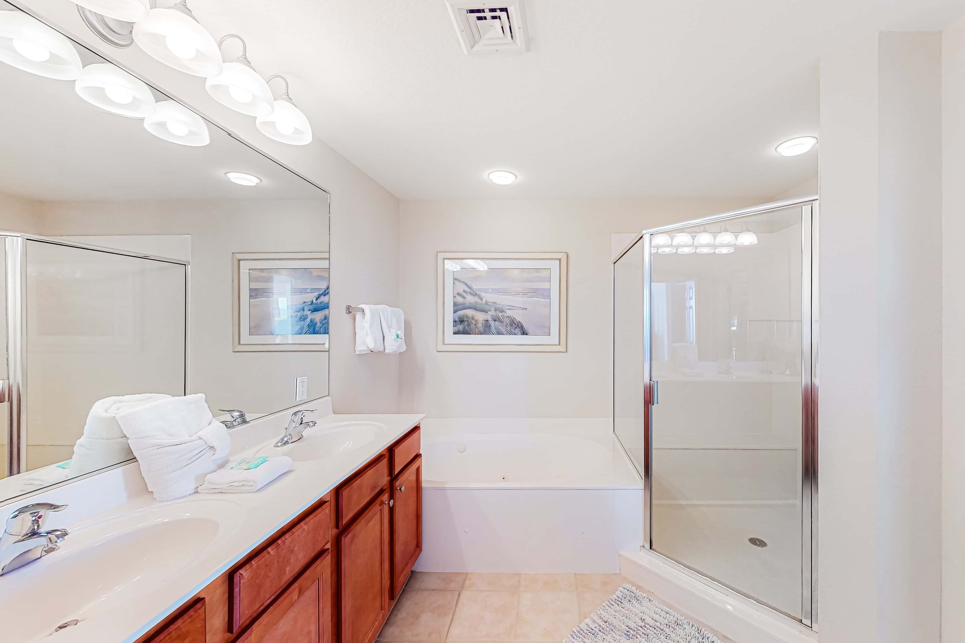 Emerald Dolphin 540 14