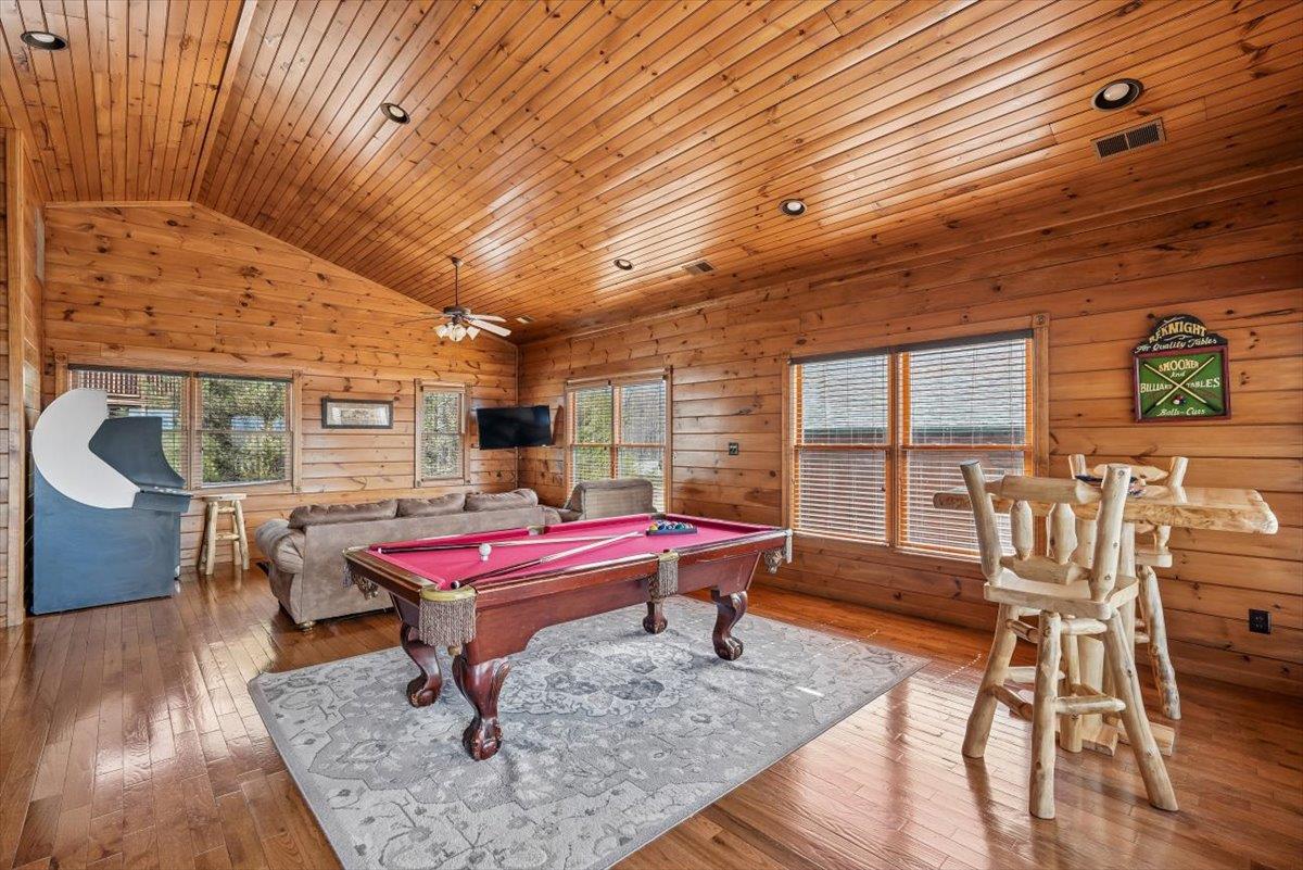 27Family Room