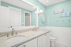 1st Floor 2nd King Bedroom Bathroom