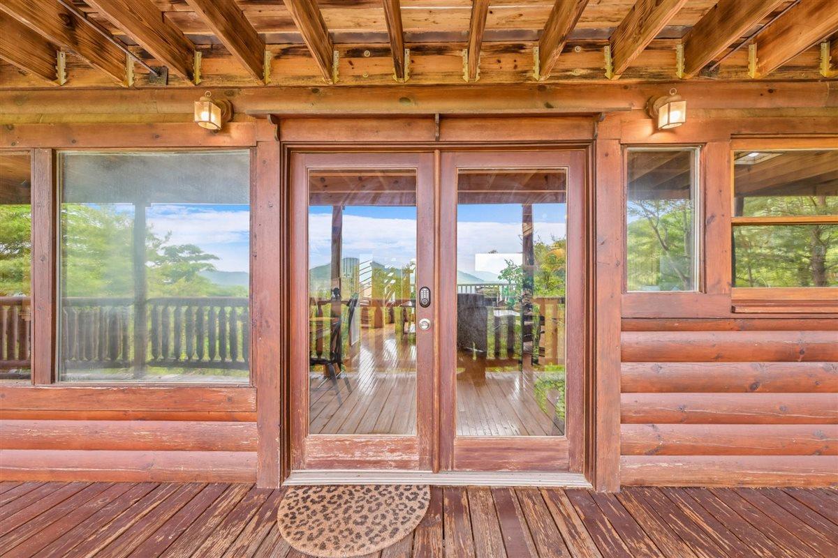 06Porch