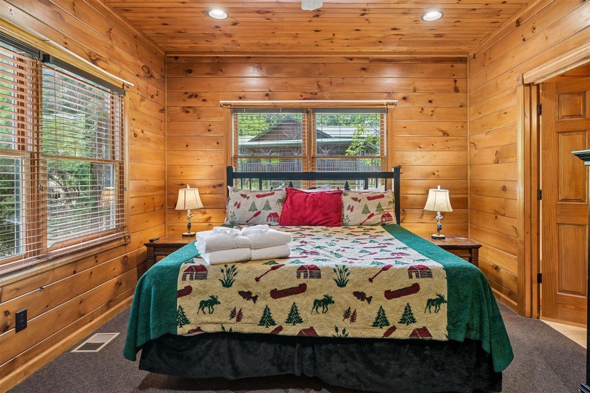 06Primary Bedroom