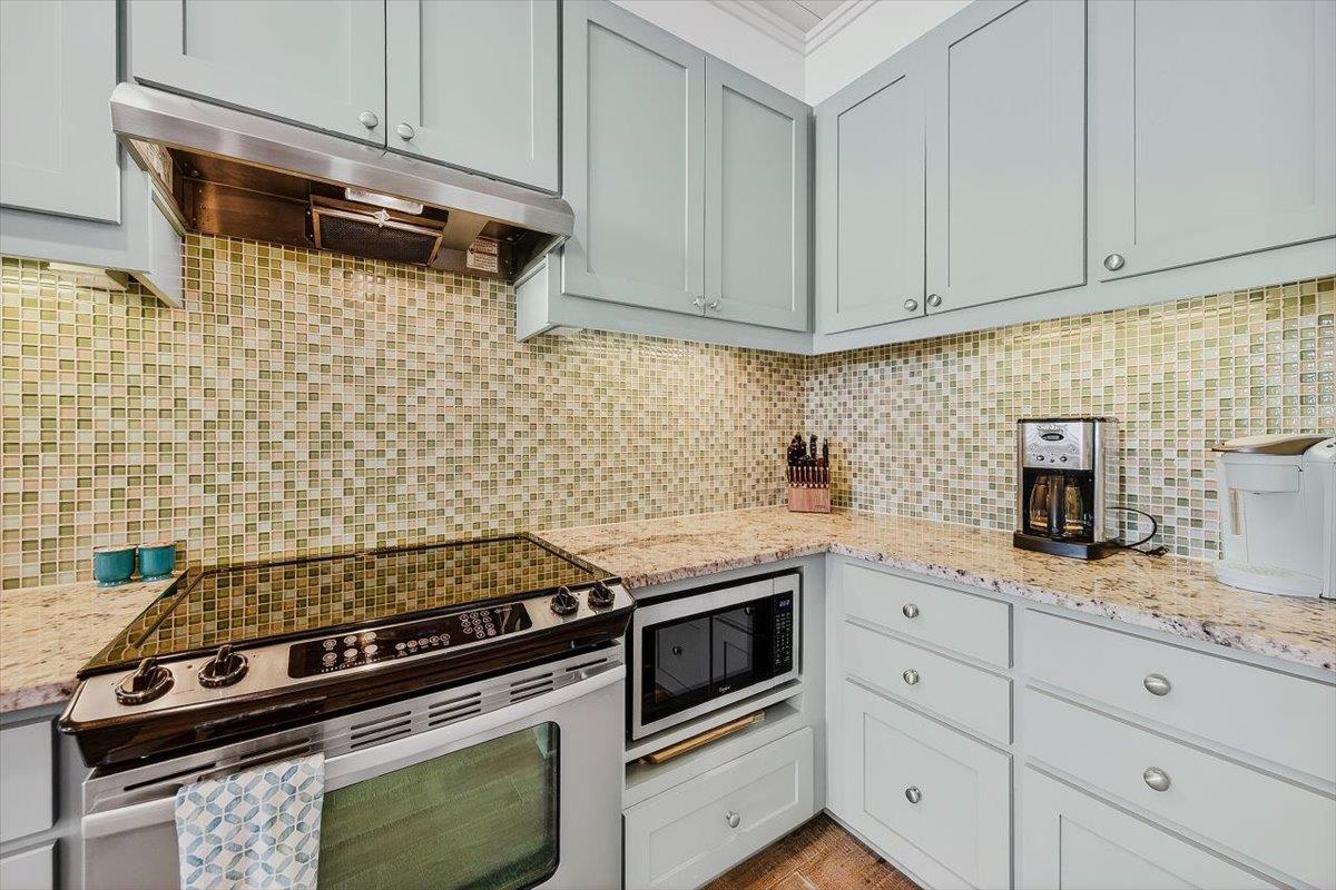 Kitchen Counter Space