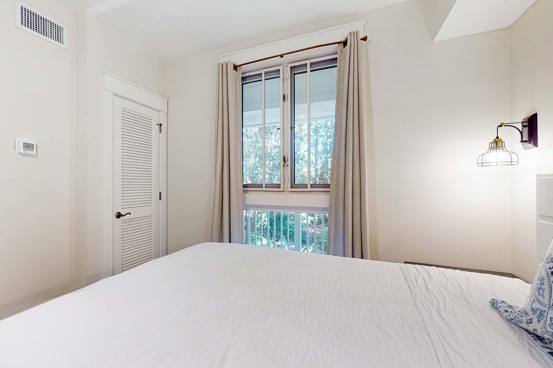 Baytowne Wharf  Pilot House 207 10