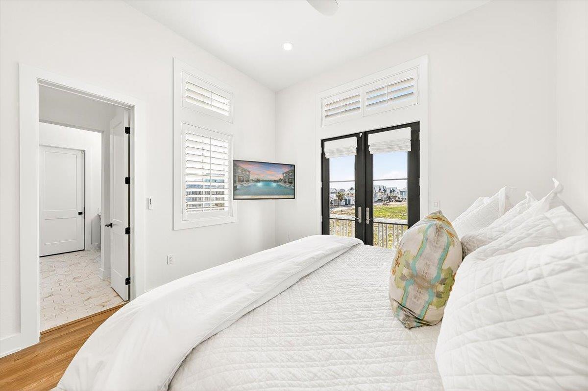 Primary King Bedroom, 2nd Floor