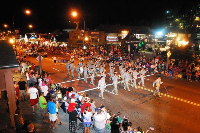 Gatlinburgs midnight 4th of July parade