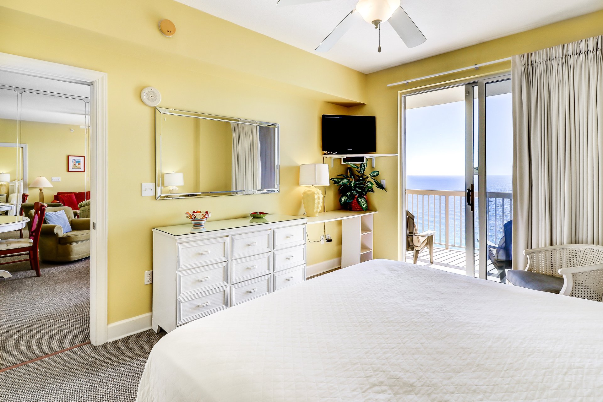 Sunrise Beach 2107  Beachfront Condo 15