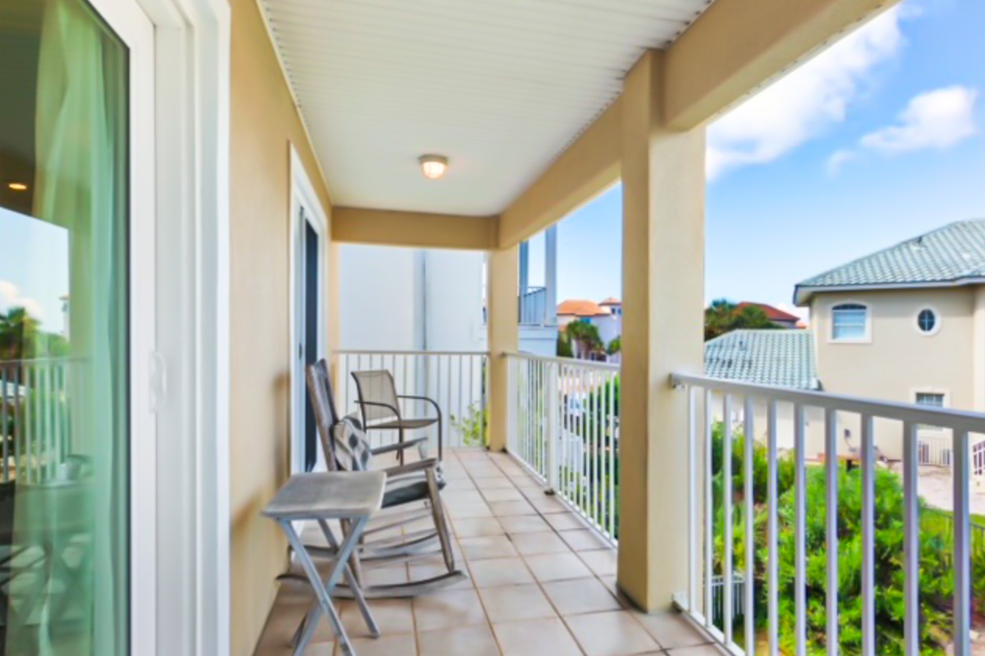 Destination Paradise 45