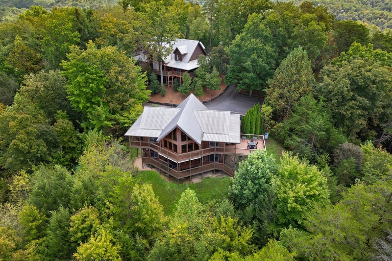 Back of Mountain Laurel Lodge cabin