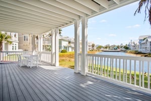 1st Floor Back Porch Lake View