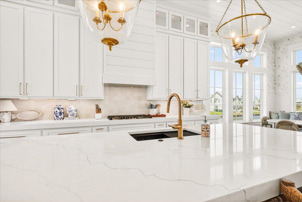 Kitchen, 2nd Floor