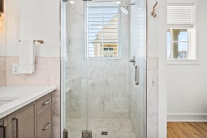 2nd King Suite Bathroom, 3rd Floor