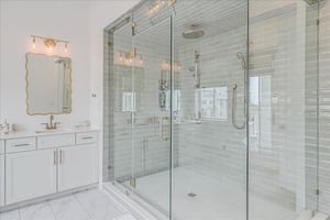 Primary King Bathroom, 2nd Floor