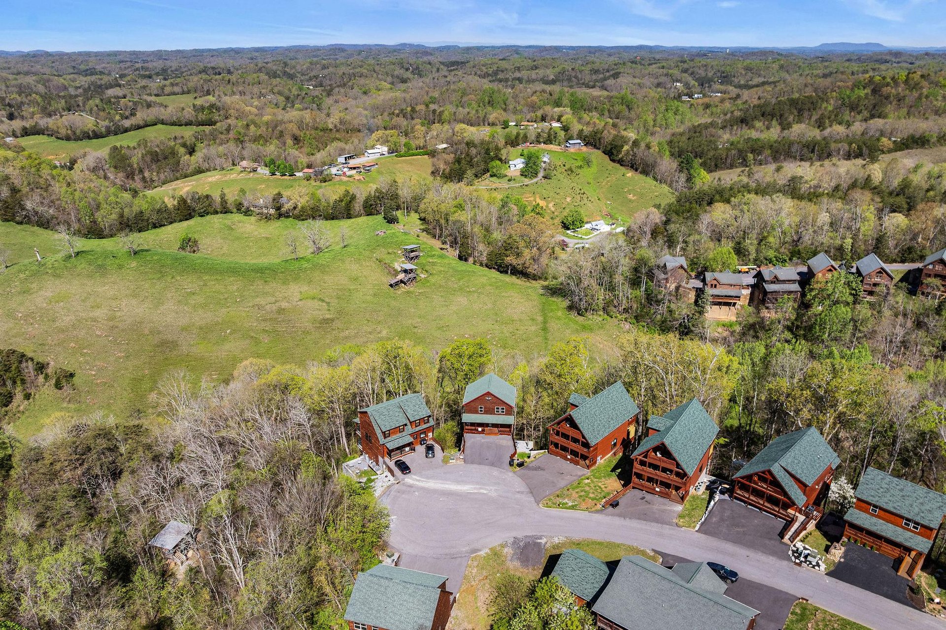 Aerial view of Mountain Pool  Paradise
