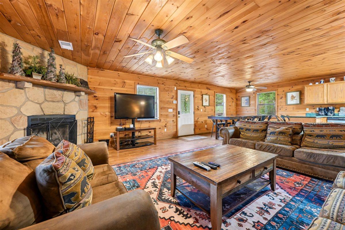 017Living Room