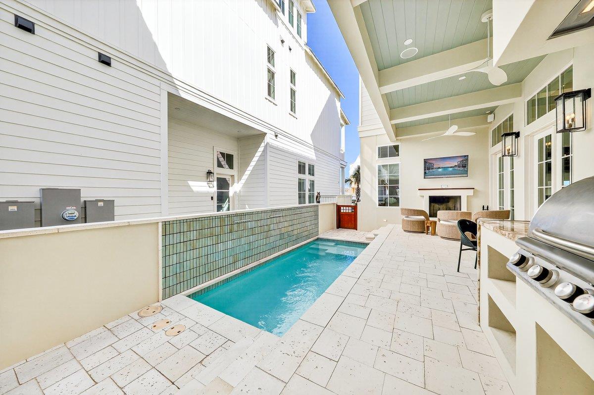 Private Pool Courtyard, 1st Floor