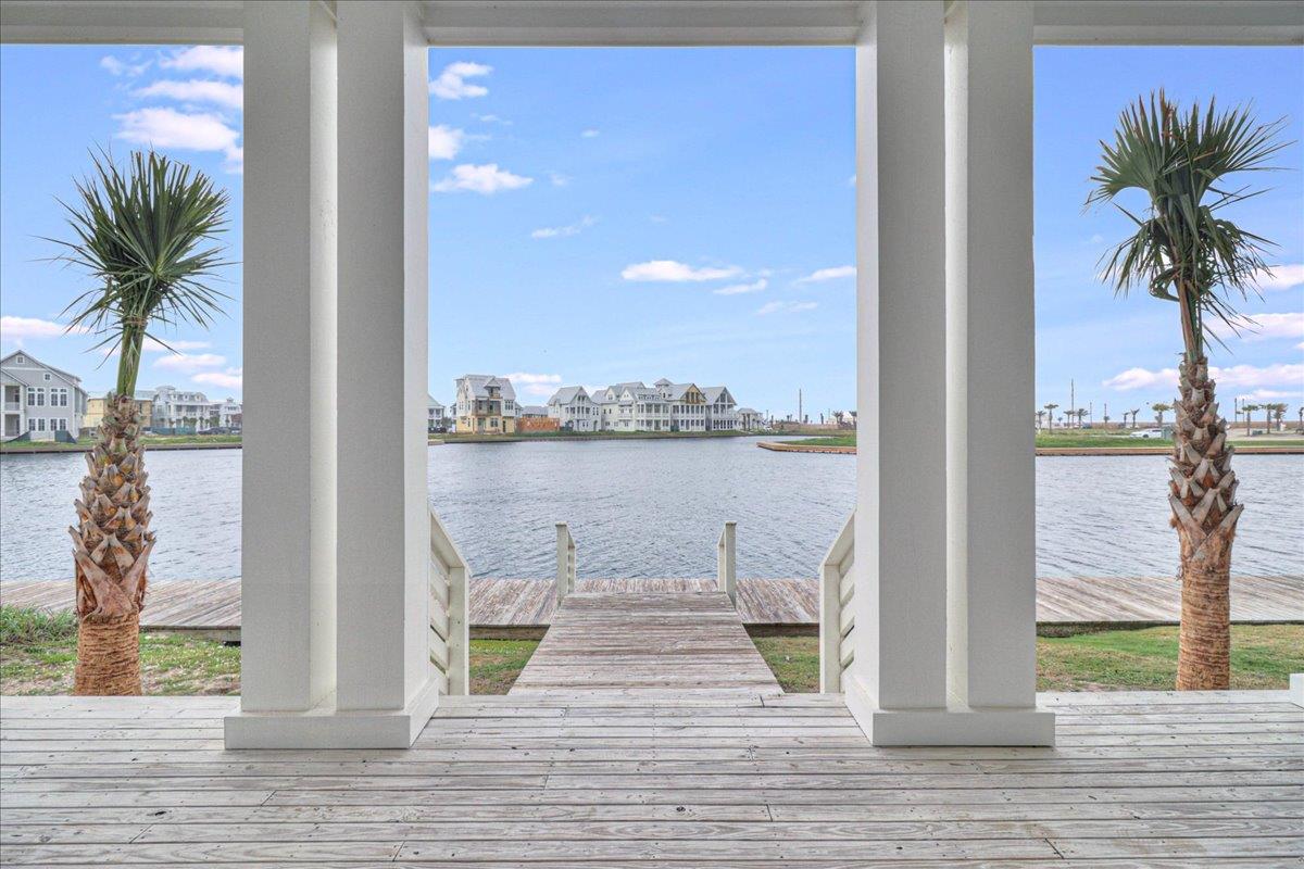 Lakeside Porch, Private Path to Boardwalk, 1st Floor