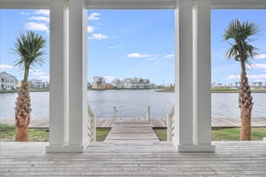 Lakeside Porch, Private Path to Boardwalk, 1st Floor