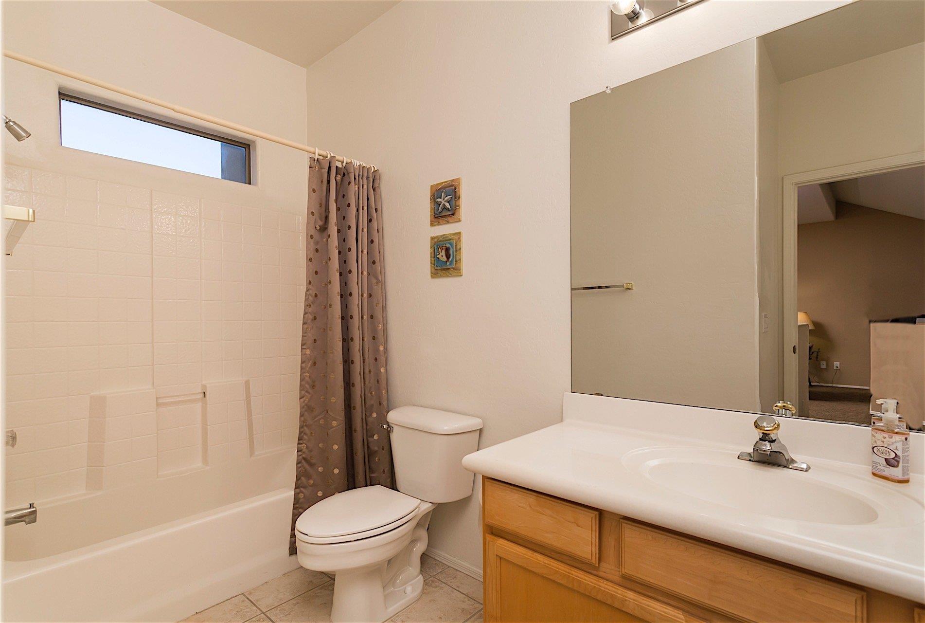 Second Bathroom with a tubshower combo