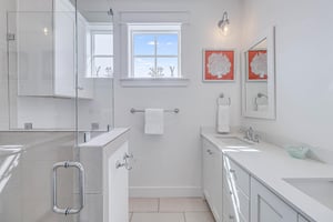 Ensuite Primary Bathroom, 2nd Floor