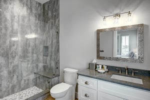 2nd Floor, Second King Bathroom